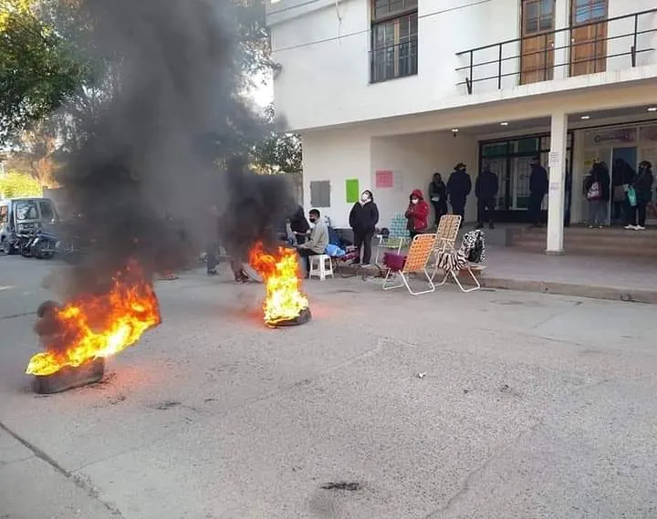 Desde cuándo se exigiría estar vacunado para ingresar bares y demás