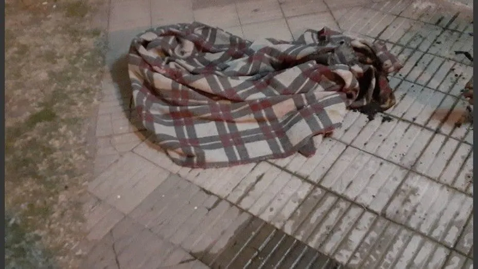 Dio a luz la mujer a la que su marido le cortó las manos con un hacha