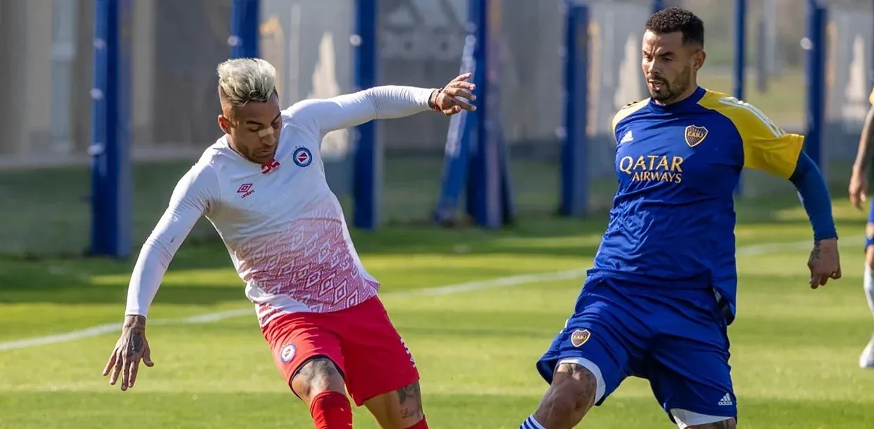 Dos argentinos y un ídolo de River nominados para "El equipo de los sueños"