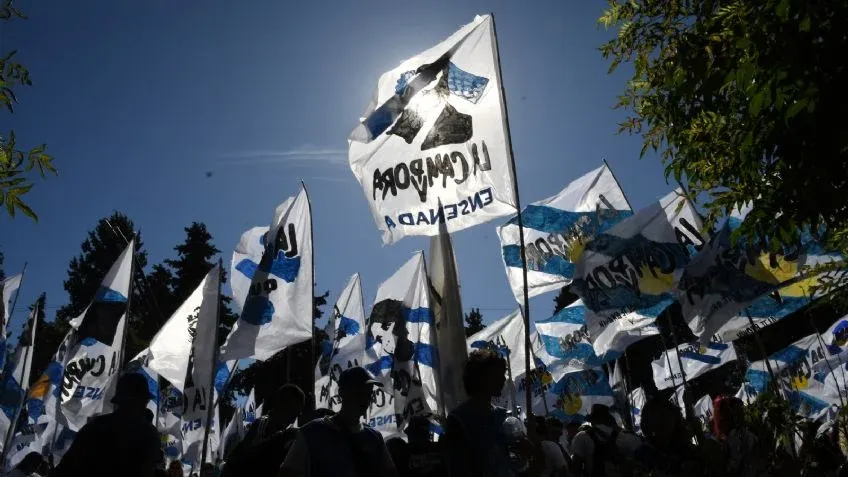 Dos heridos tras violento choque
