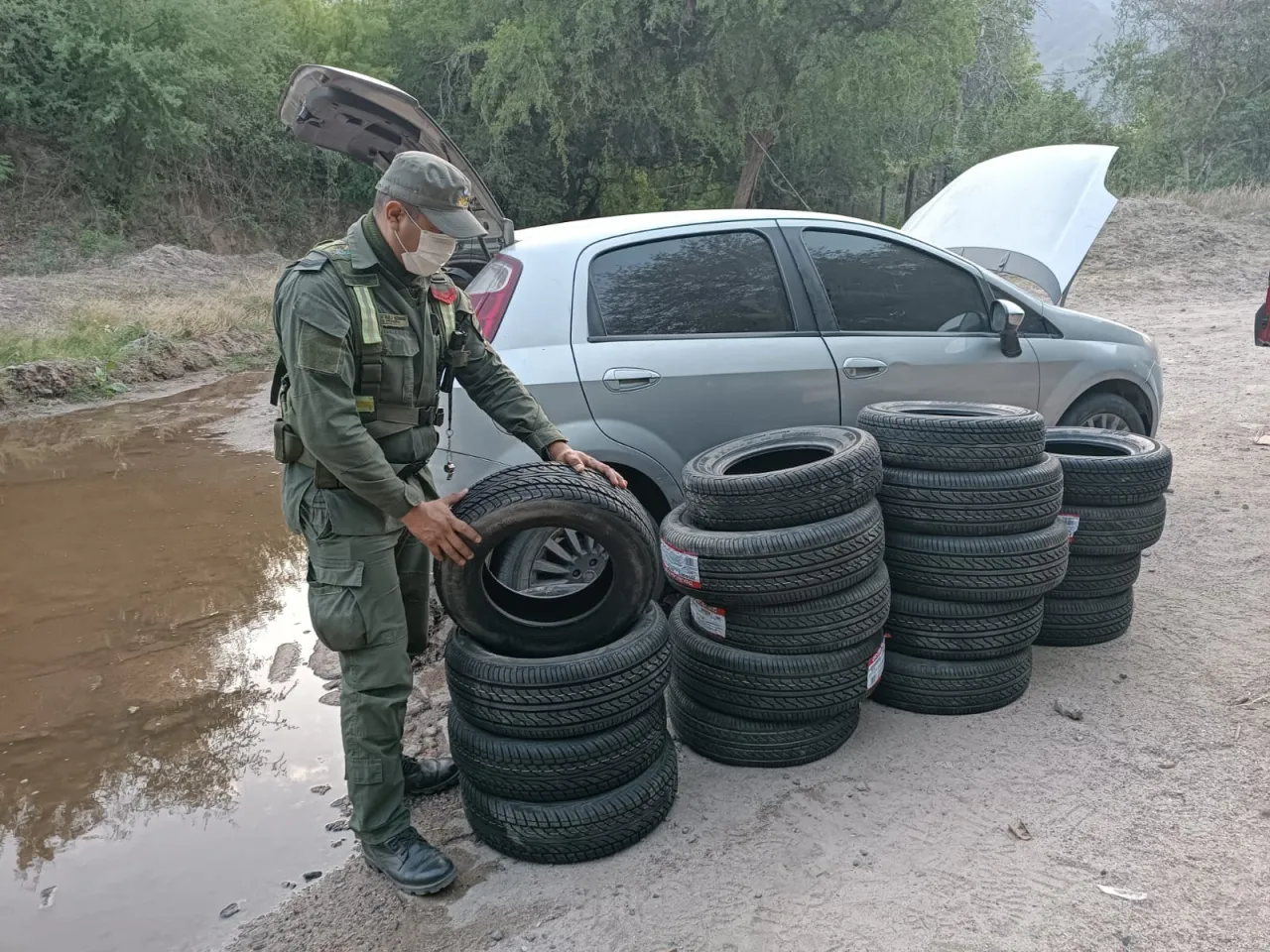 Dos ladrones empujaron a un hombre con discapacidad para robarle la silla de ruedas y una mochila
