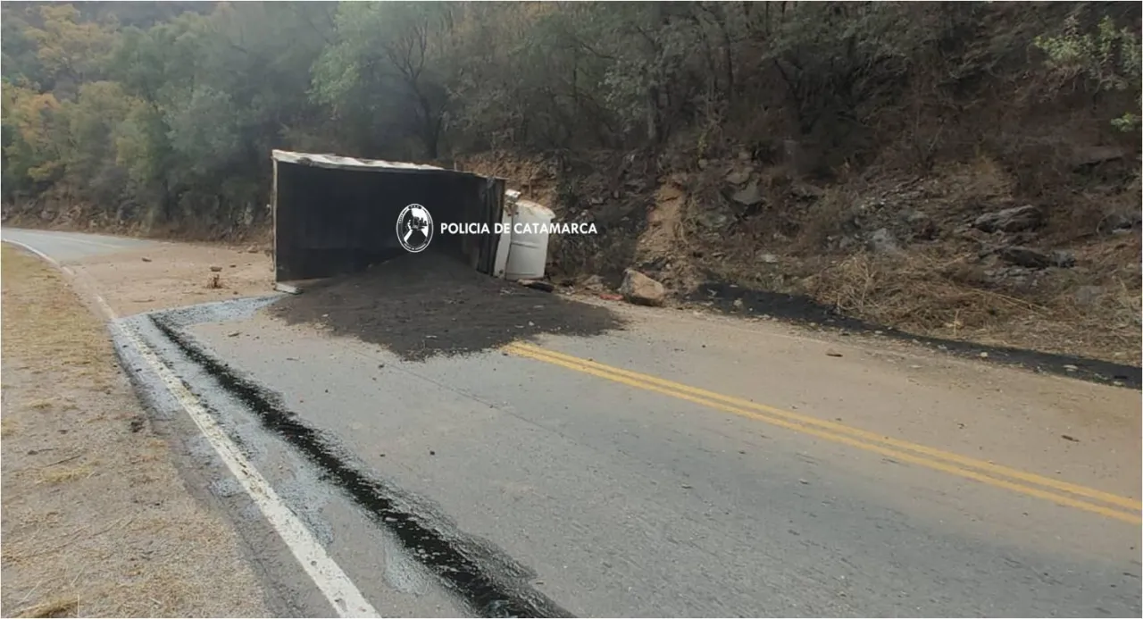 Dos motos colisionaron en el Norte de la Capital