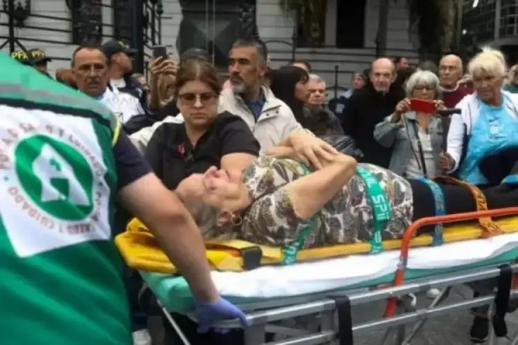 Dos mujeres resultaron lesionadas en un siniestro vial en el centro