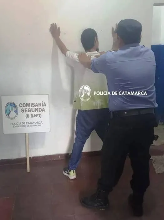 Dos septuagenarios volcaron
