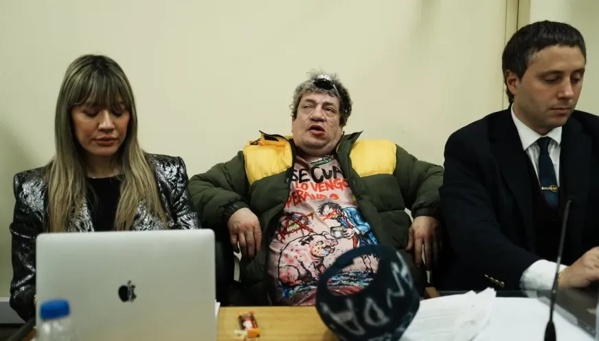 El abogado del Pity Álvarez confirmó que el cantante aún consume drogas