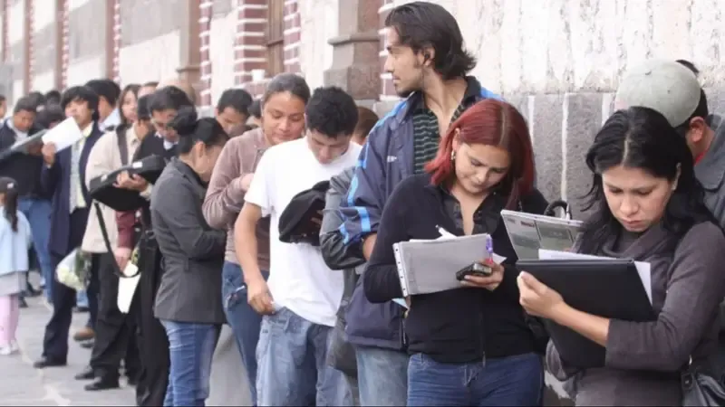 El desempleo subió a casi 8% en el primer trimestre