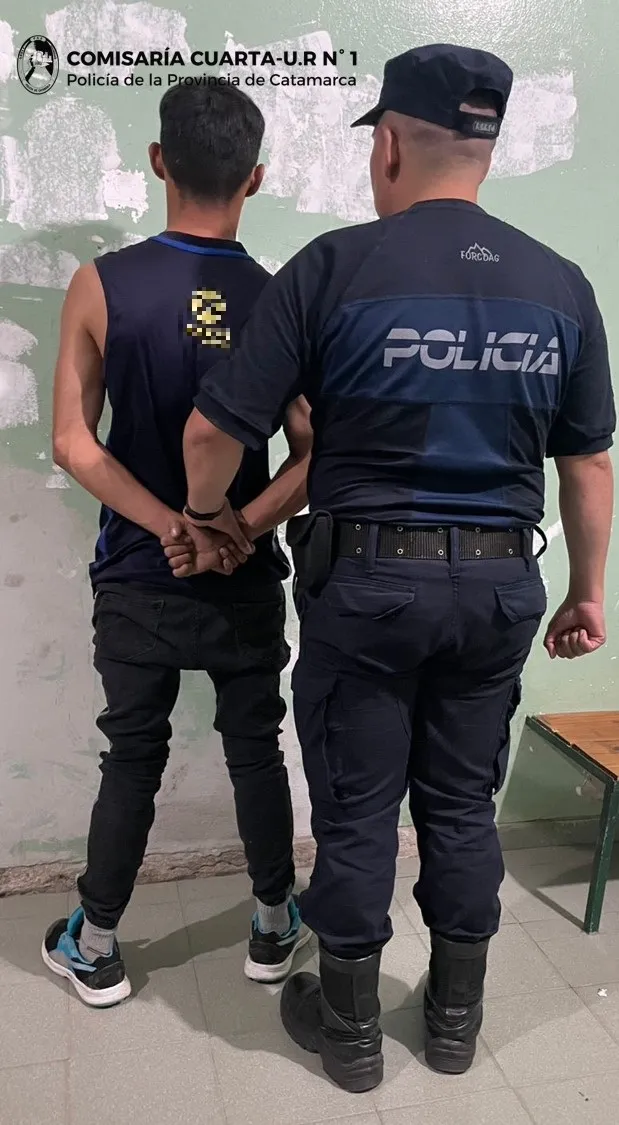 El dolor de una bombera al rescate de un nene de 7 años con su familia muerta dentro de una camioneta