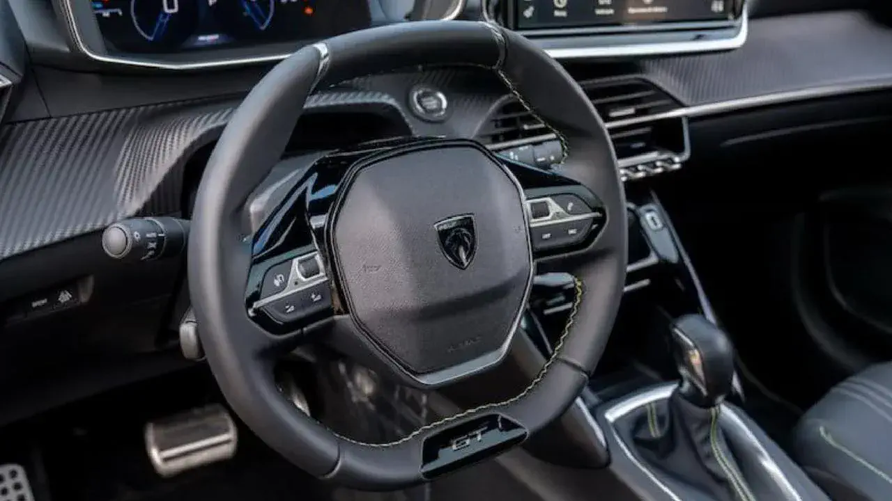 El Fiat Cronos perdió el puesto como el auto más vendido del año