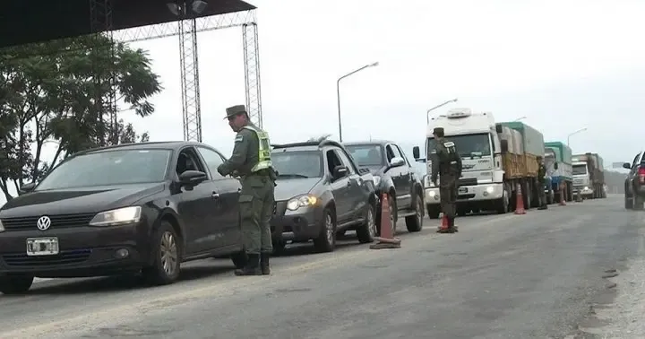 El Gobernador pidió a UTA que levante el paro del transporte