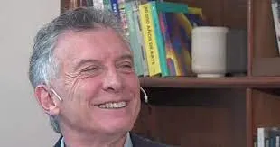 El Gobernador realizó la apertura de sobres para la histórica obra del Gasoducto Lavalle-Catamarca