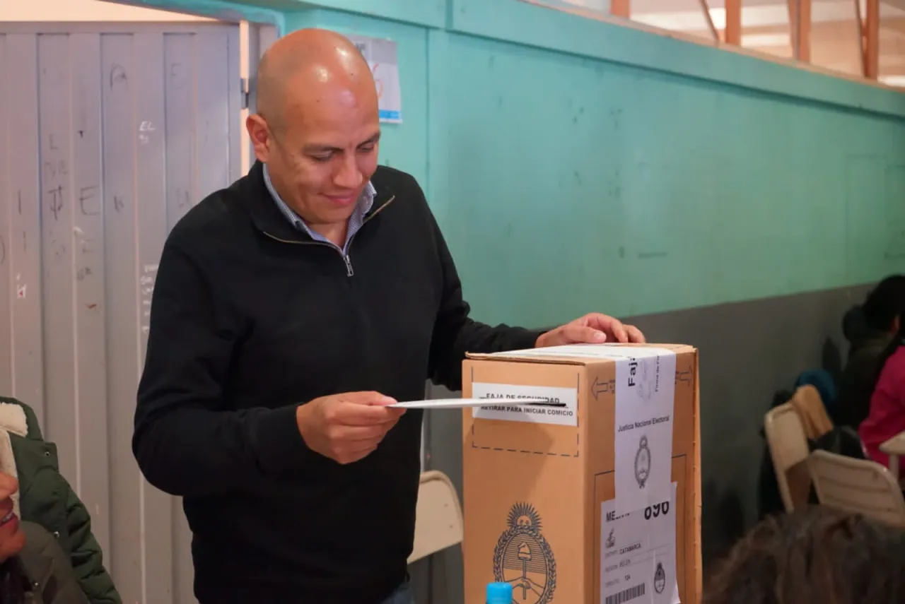 El Gobernador retomó sus actividades con una visita el Servicio Penitenciario y reunión de Gabinete