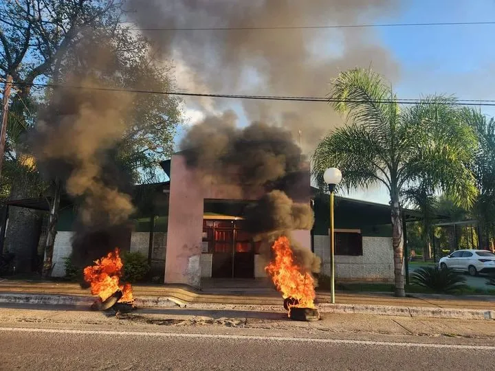 El Gobernador y el gabinete provincial iniciaron recorrido por La Paz con inauguración de obras