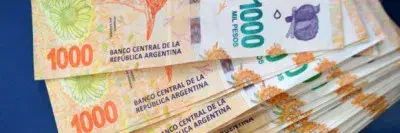 El gobierno oficializó el aumento del salario mínimo: habrá subas en septiembre, octubre y marzo