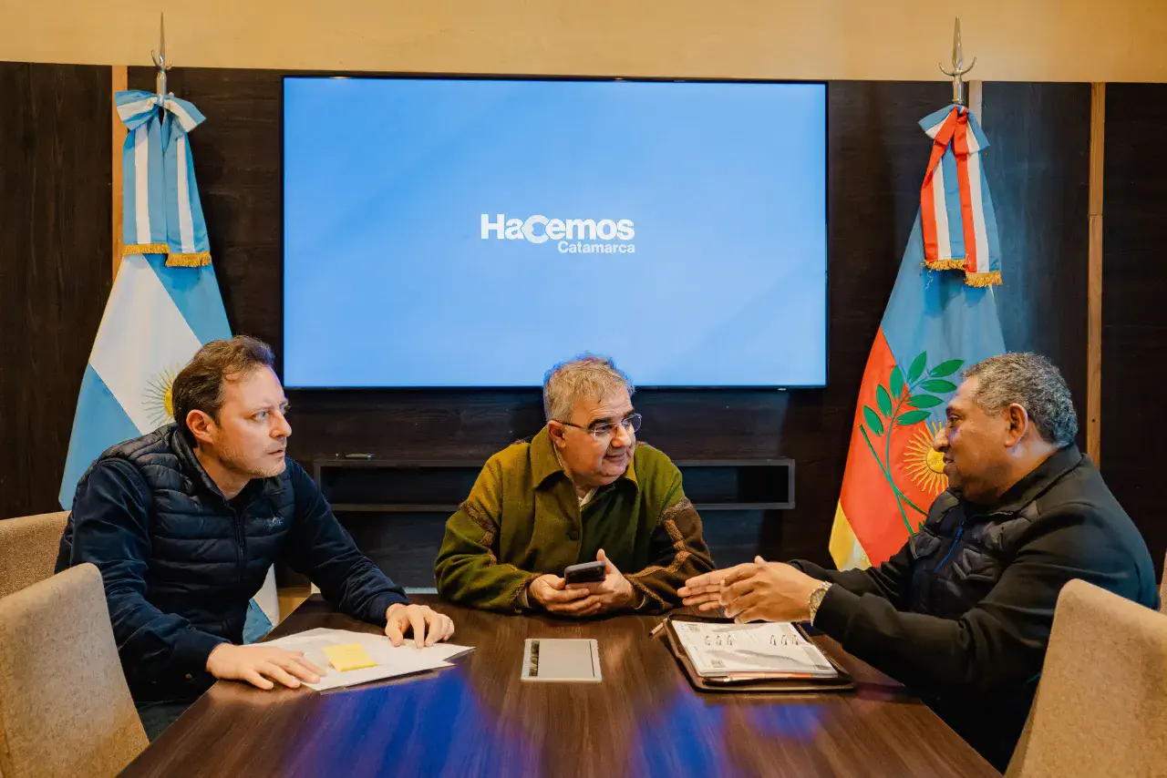El Gobierno realiza aporte extraordinario a Antofagasta de la Sierra por el temporal de nieve