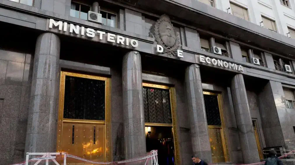 El gobierno tuvo un déficit fiscal financiero de $600.957 millones en julio