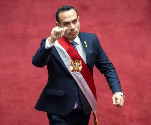 El inesperado uso de la bolita roll-on del desodorante