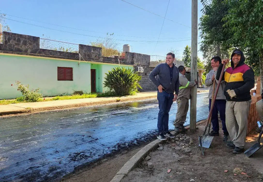 El intendente Raúl Barot supervisó obras de repavimentación