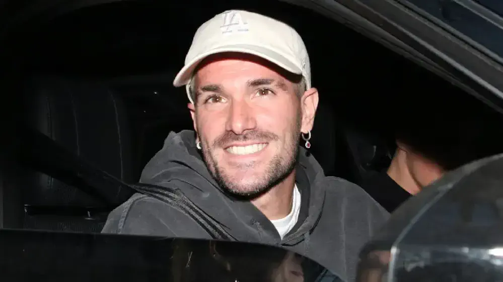 El llamativo look con el que Rodrigo De Paul fue a comer sushi con amigos