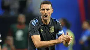 El posible 11 que elegiría Lionel Scaloni para enfrentar a Paraguay por las Eliminatorias Sudamericanas