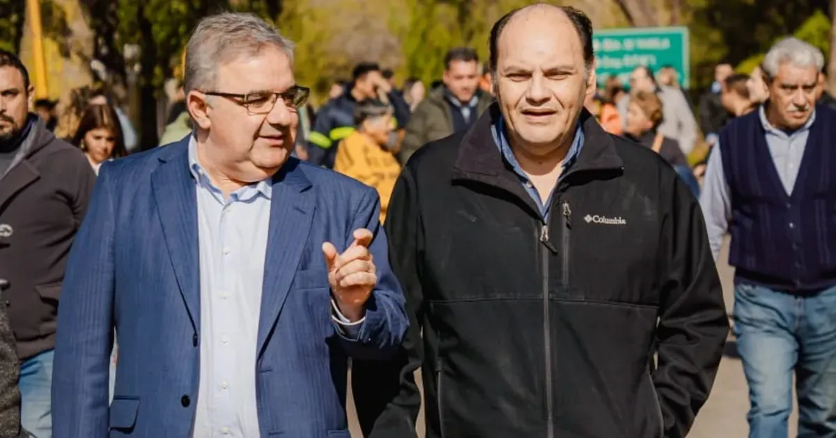 El truco para sacar el sarro de la pava eléctrica