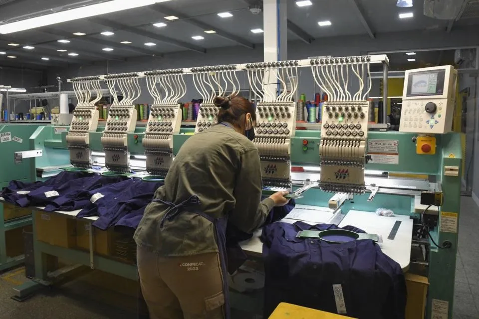 Eliminan Impuestos Internos y bajan hasta 27% los 0km