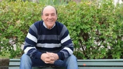 Ella tiene 83, él 37, cumplieron dos años de casados y sus amigos todavía no lo creen