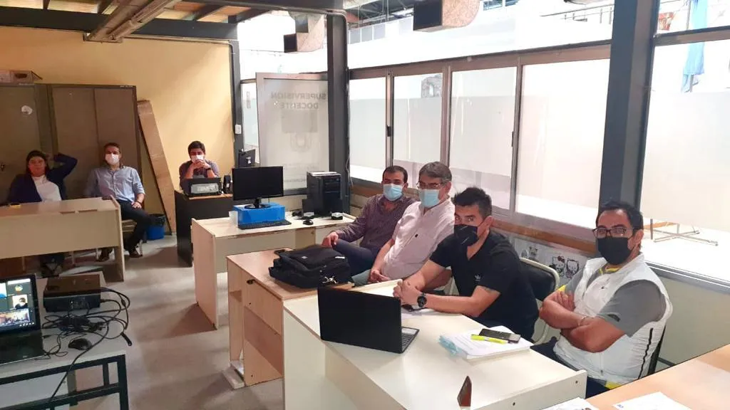 Empleados de un Ministerio reclaman por un adicional