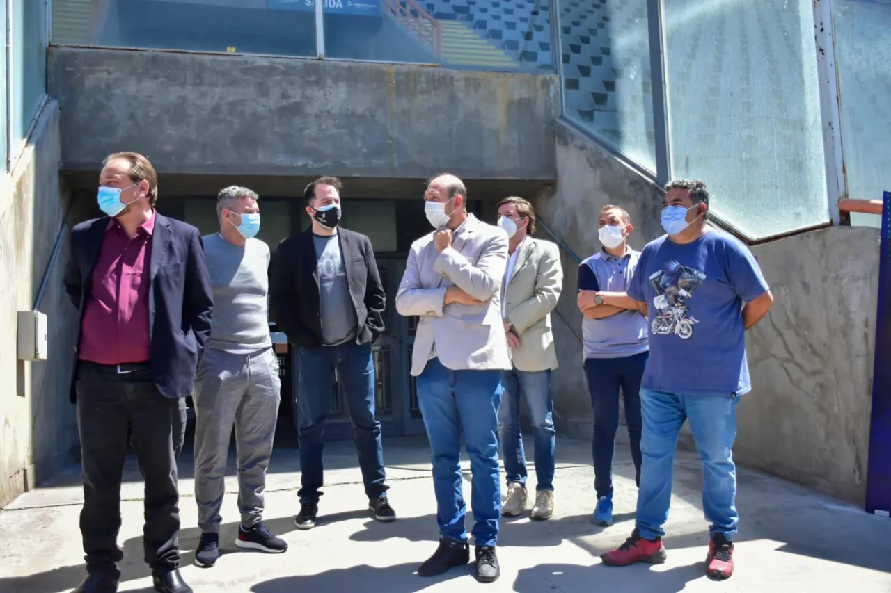 Empresario festejaba su cumpleaños y murió porque el explotó barril de cerveza