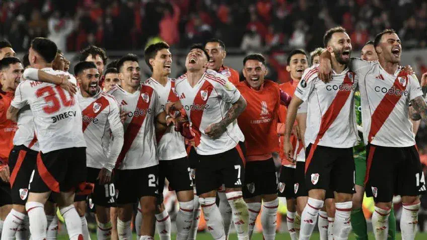 En Brasil, River va por el primer duelo de la semi ante Atlético Mineiro