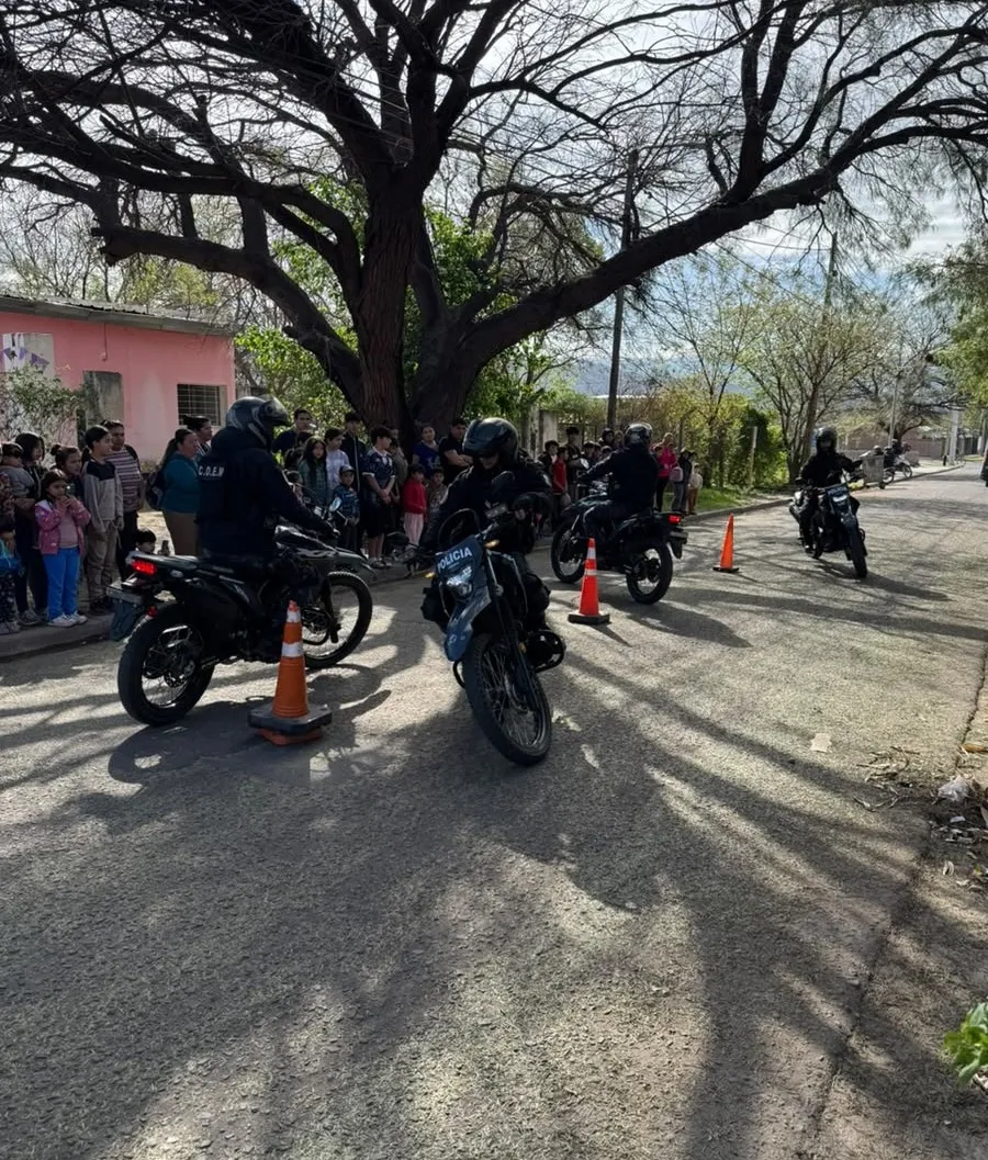 En el Norte de la Capital numerarios policiales participaron del festejo del “Día del Niño”