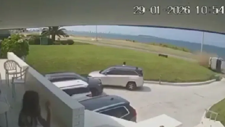 En el Sur de la Capital numerarios policiales recuperaron un automóvil sustraído