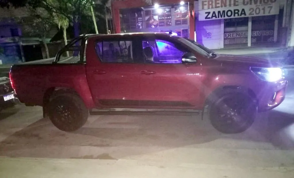 Encerraron durante 2 años a sus tres hijos en una habitación y solo le daban comida podrida