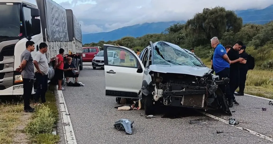 Encontró un trabajo de macumba en el baúl de su moto