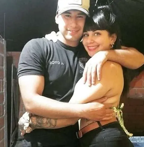 Enojo con una médica: Vecinos cansados porque tira "popó"