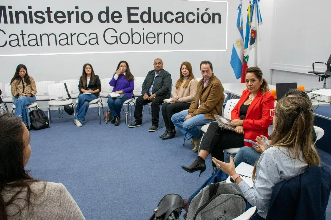Entraron a un local y le robaron a una trabajadora