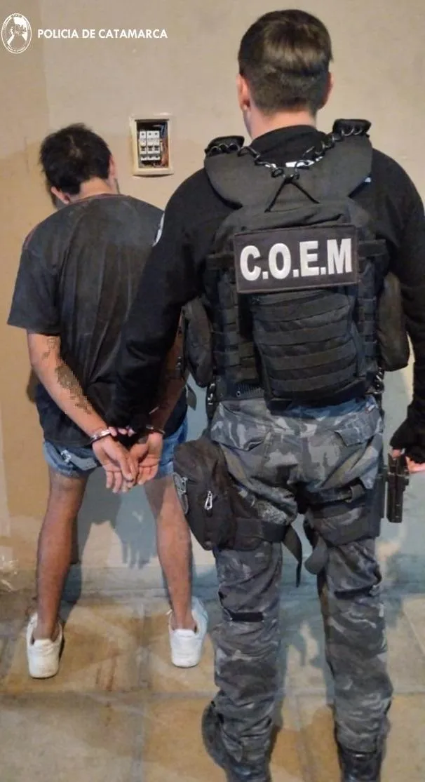 Entró a la casa, agredió a su hija e intentó llevarse el televisor de 42"