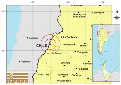 Entró por la ventana y apuñaló a su expareja: La agresora es intensamente buscada