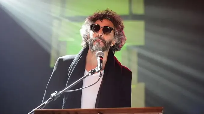 Épica dependiente: River en la cornisa del papelón y herido, pero con una vida más