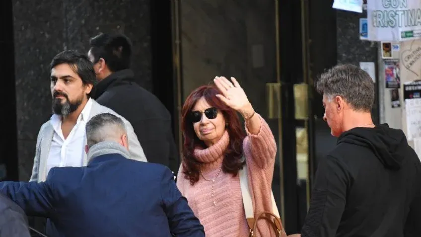 Escrachó al ladrón que le robó una caja de vino y un paquete de cigarrillos y se volvió viral