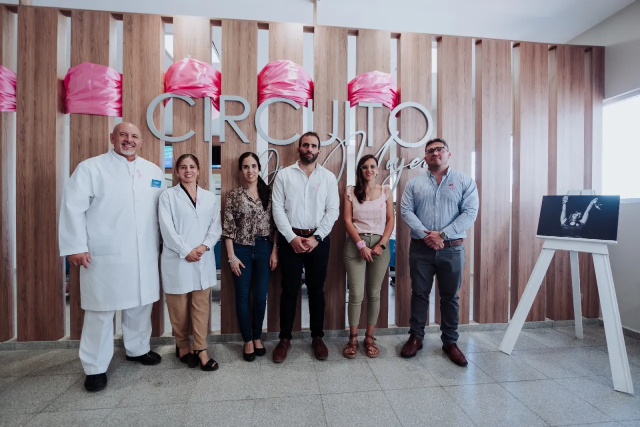 Esta bebida caliente popular ayuda a combatir el sarro dental