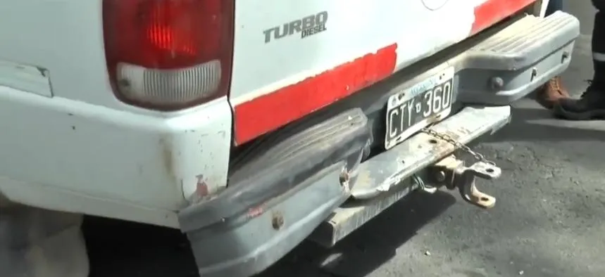 Estaba en la banquina cundo fue embestido por una Hilux