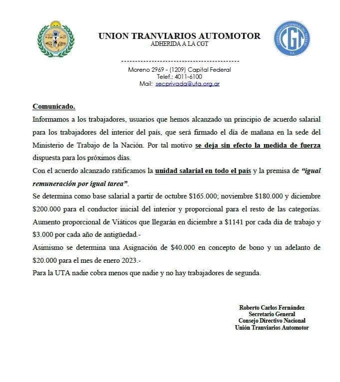 Estaban teniendo sexo en el auto y les hicieron una multa por “no usar el cinturón de seguridad”