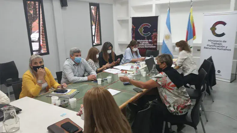 Este martes, el Gobierno y los docentes definirán la cuestión salarial
