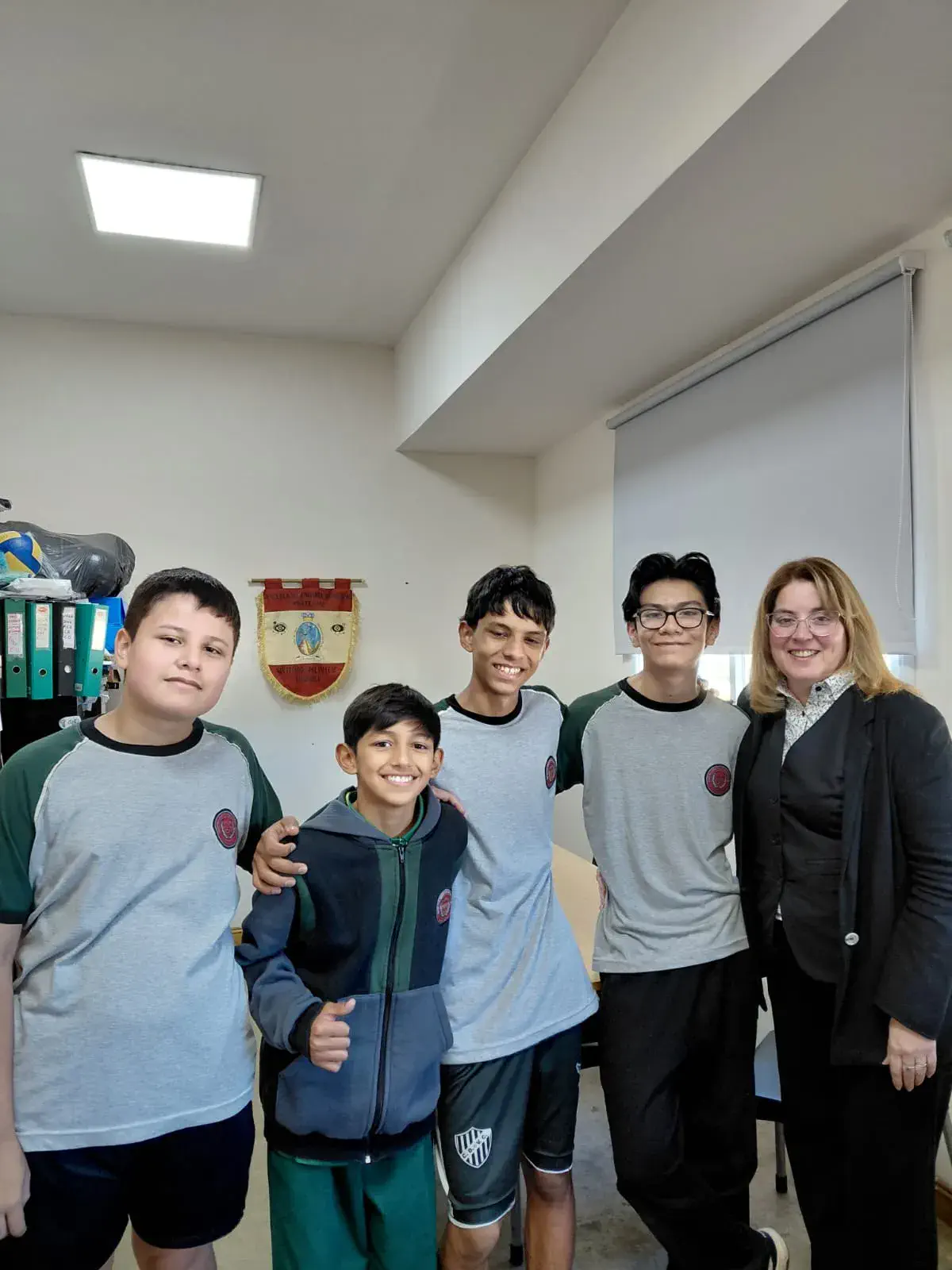 Estudiantes de la Escuela Miguel Cané brillaron en la competencia internacional "Canguro Matemático"
