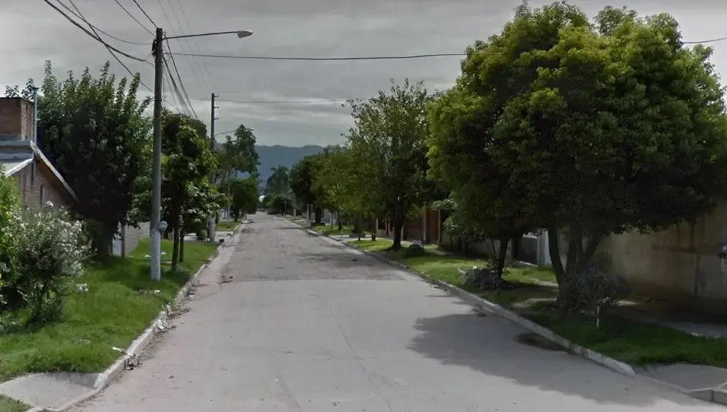 Estudiantes se manifiestan frente al CAPE