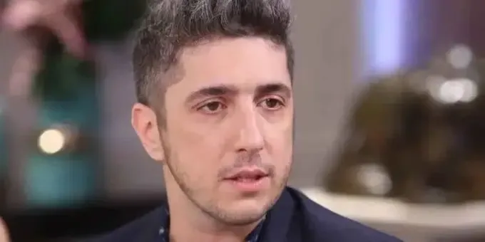 Estuvo con un hombre casado, le reclamó $ 20.000 mensuales para no contarle a su esposa y quedó detenida
