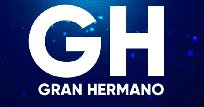 Evangelina Anderson se mostró en bikini en medio de un río y causó furor