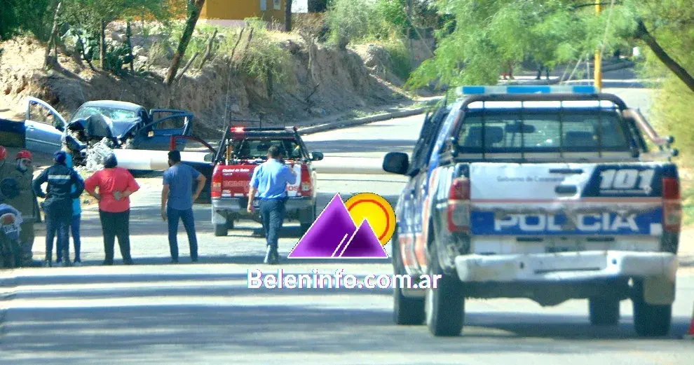 Falleció uno de los jóvenes que chocaron contra una columna