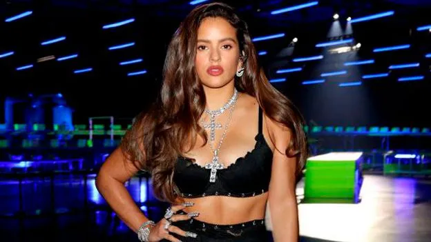 Florencia Peña mostró la última tendencia en lencería erótica