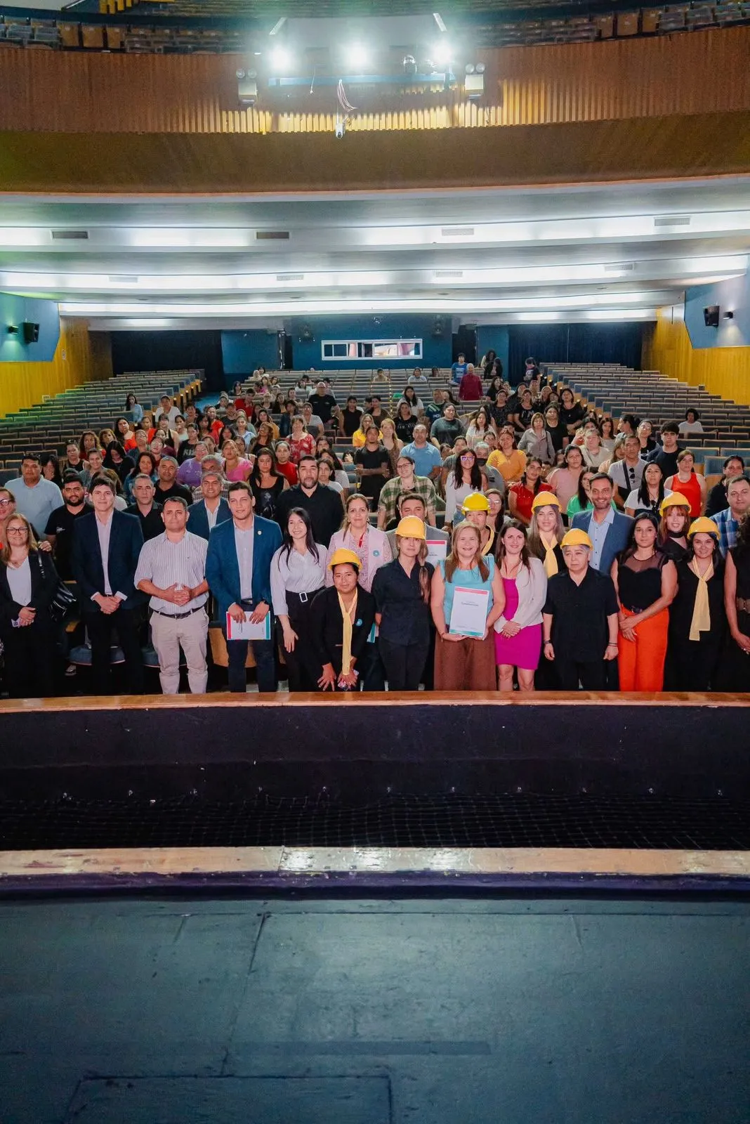 FOGACAT y CFI trabajan para ampliar el acceso de las mujeres al financiamiento con garantías